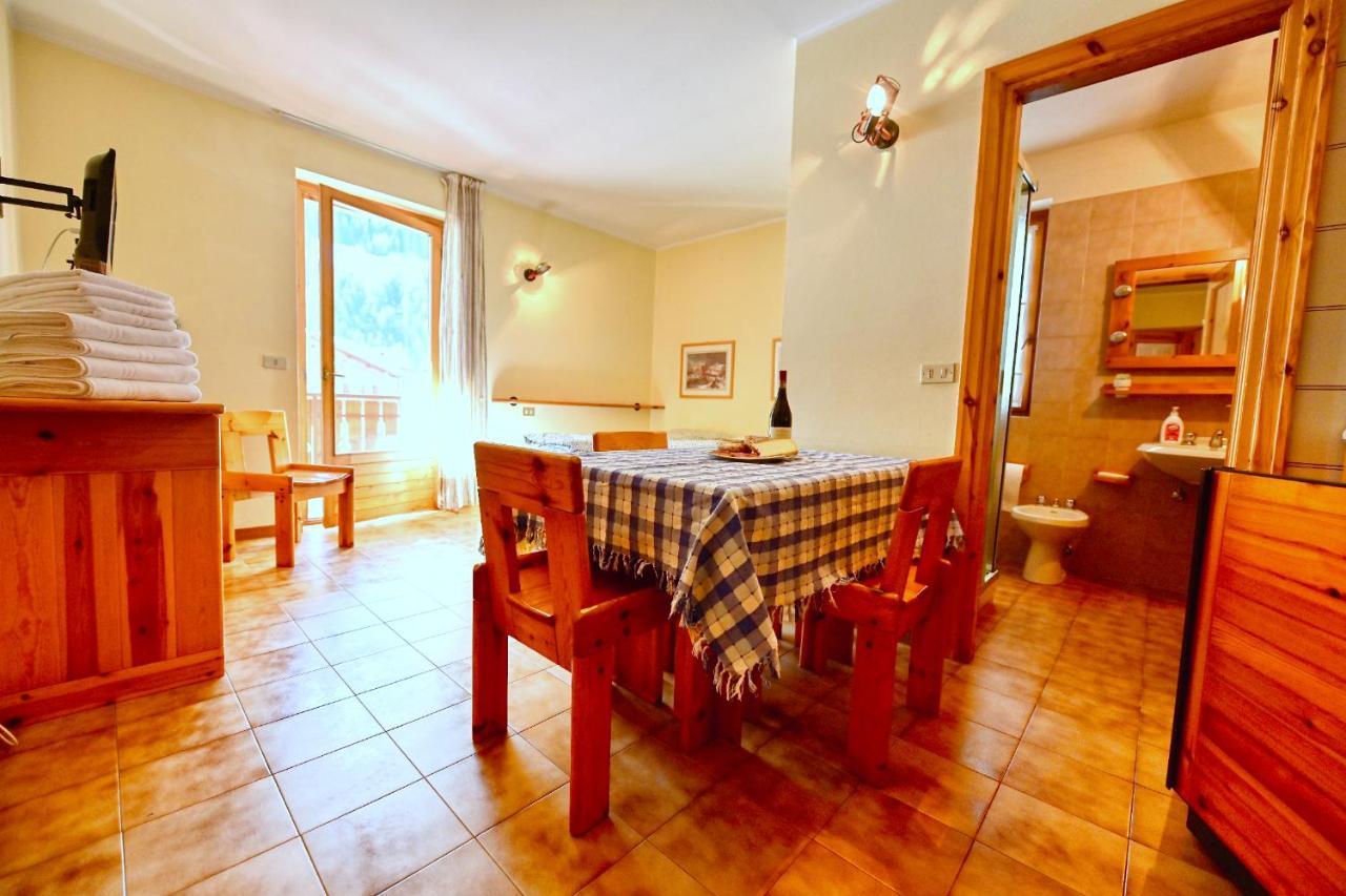 Residence Raethia Tra Bormio E Livigno Pradelle Luaran gambar